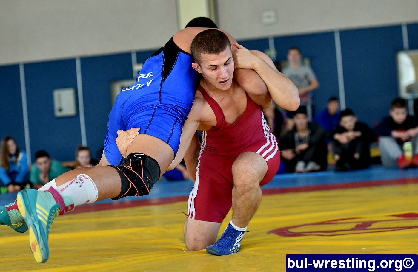 Частная борьба. Г Иванове борба сегодняшнее. Folk Wrestling Bulgarian.